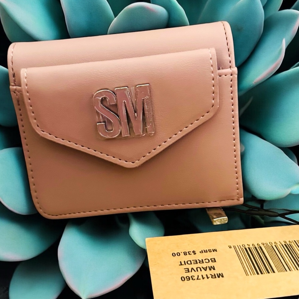 Steve Madden Bifold Wallet With Zip Compartment Designer Soft Pink Neutral